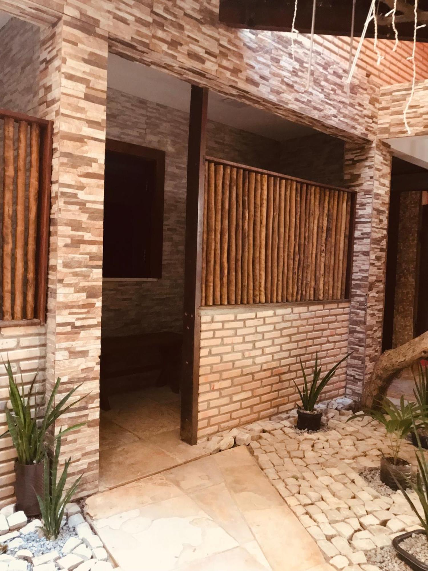 Hotel Pousada Latitude Canoa Quebrada Buitenkant foto
