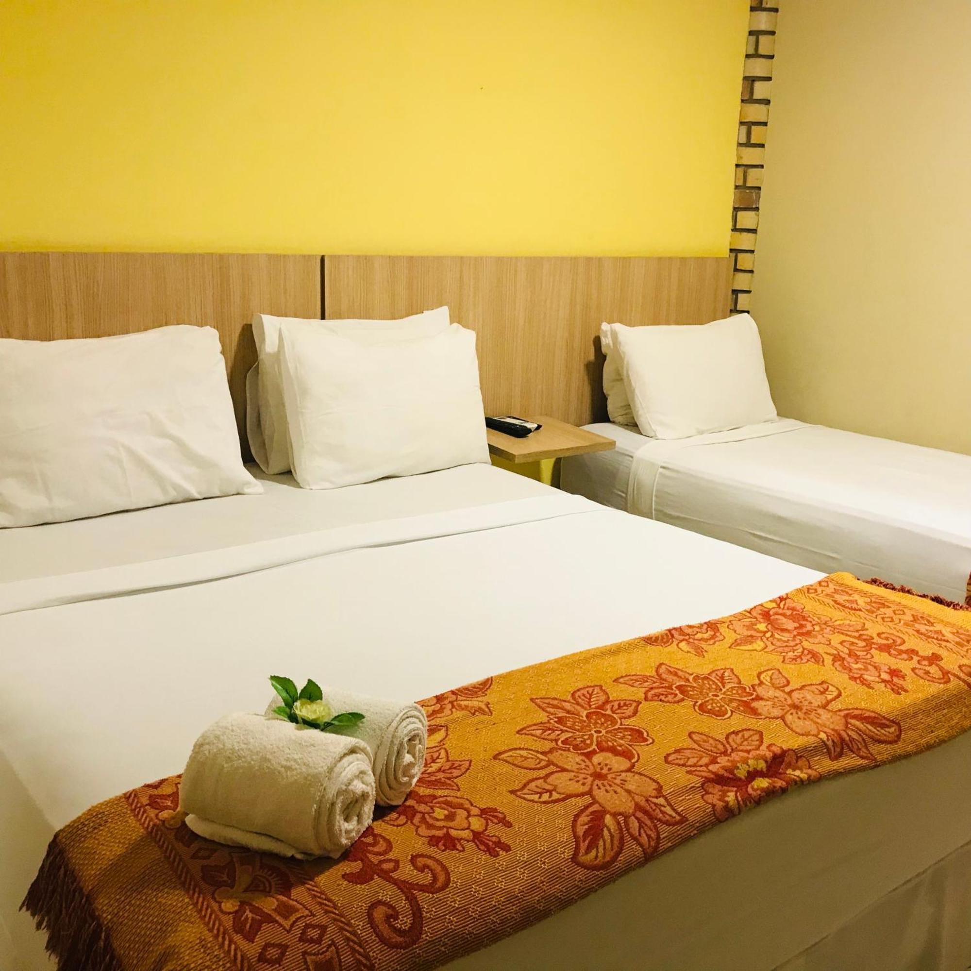 Hotel Pousada Latitude Canoa Quebrada Buitenkant foto