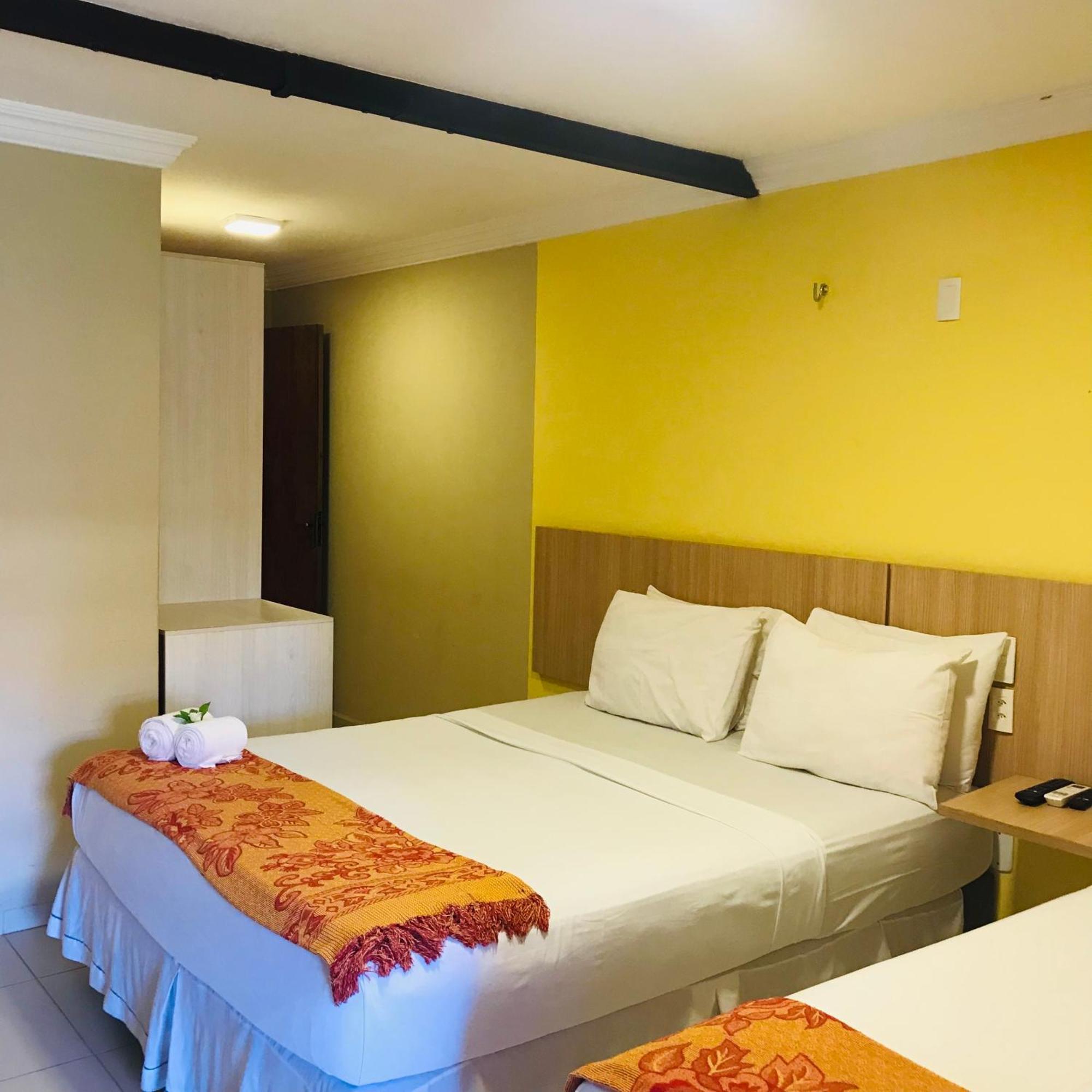 Hotel Pousada Latitude Canoa Quebrada Buitenkant foto