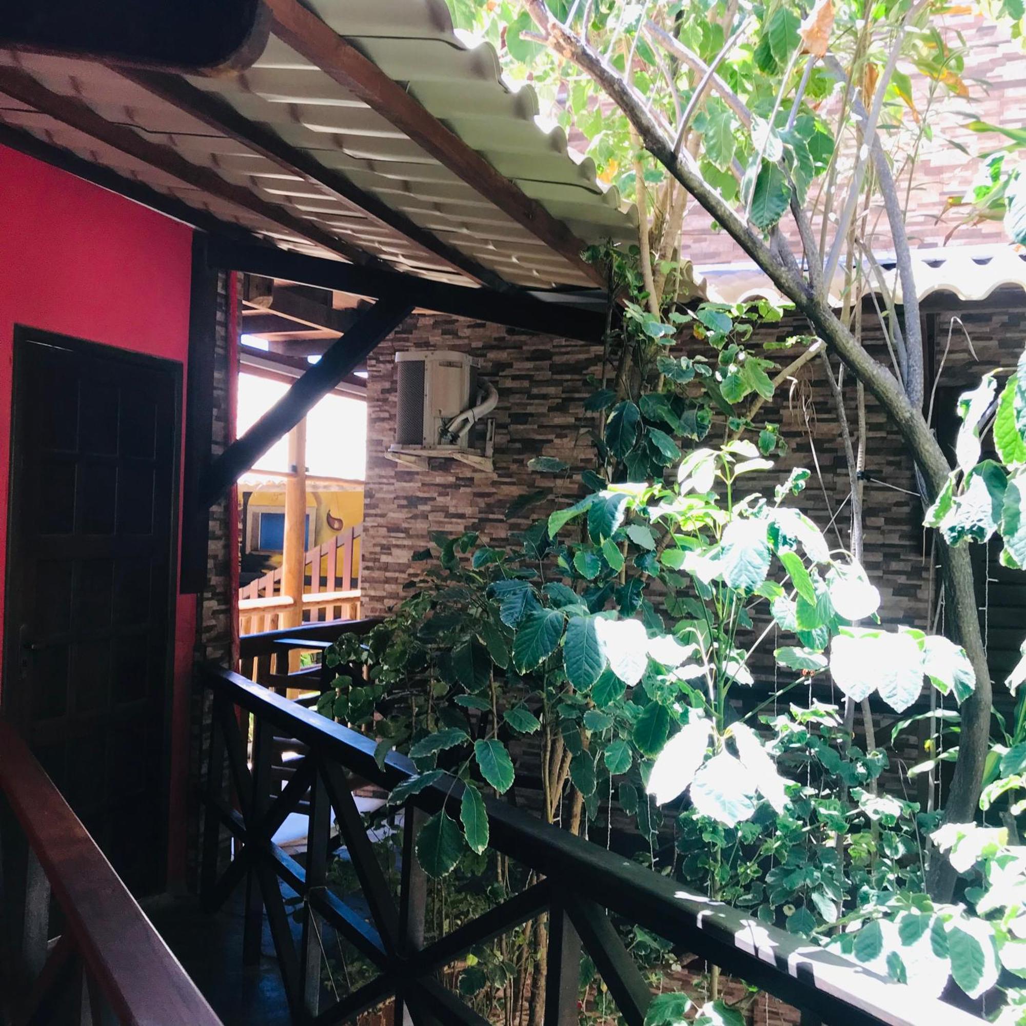 Hotel Pousada Latitude Canoa Quebrada Buitenkant foto