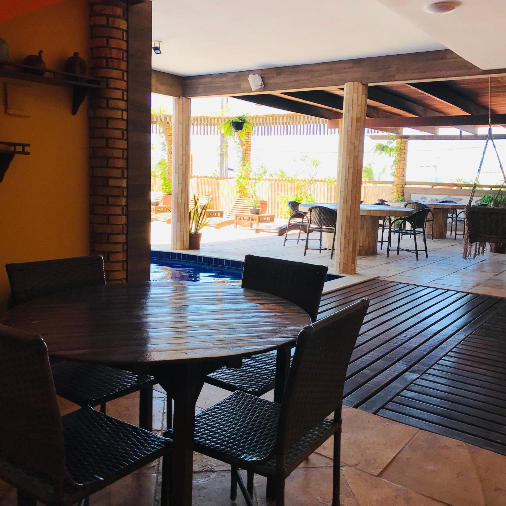 Hotel Pousada Latitude Canoa Quebrada Buitenkant foto