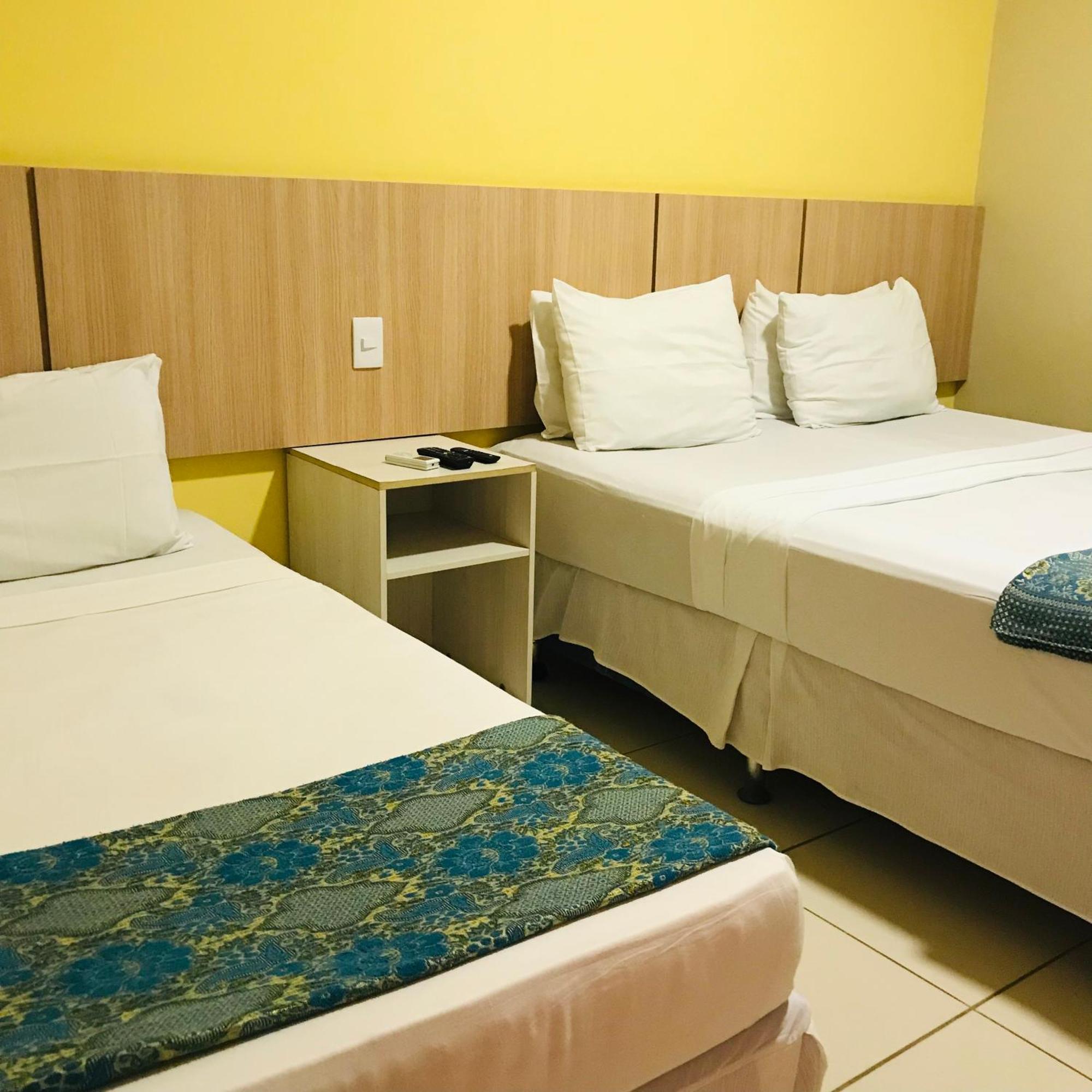 Hotel Pousada Latitude Canoa Quebrada Buitenkant foto