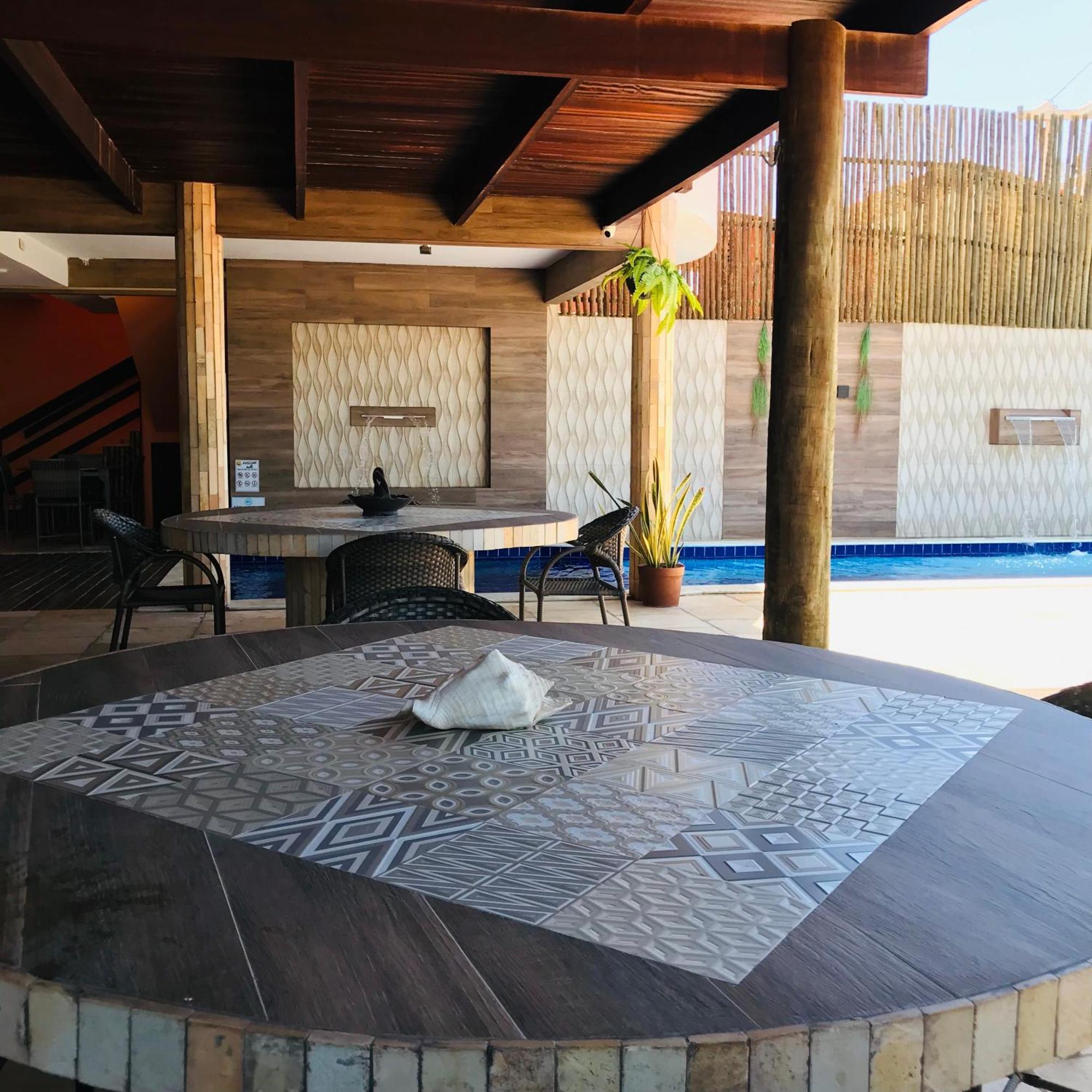 Hotel Pousada Latitude Canoa Quebrada Buitenkant foto