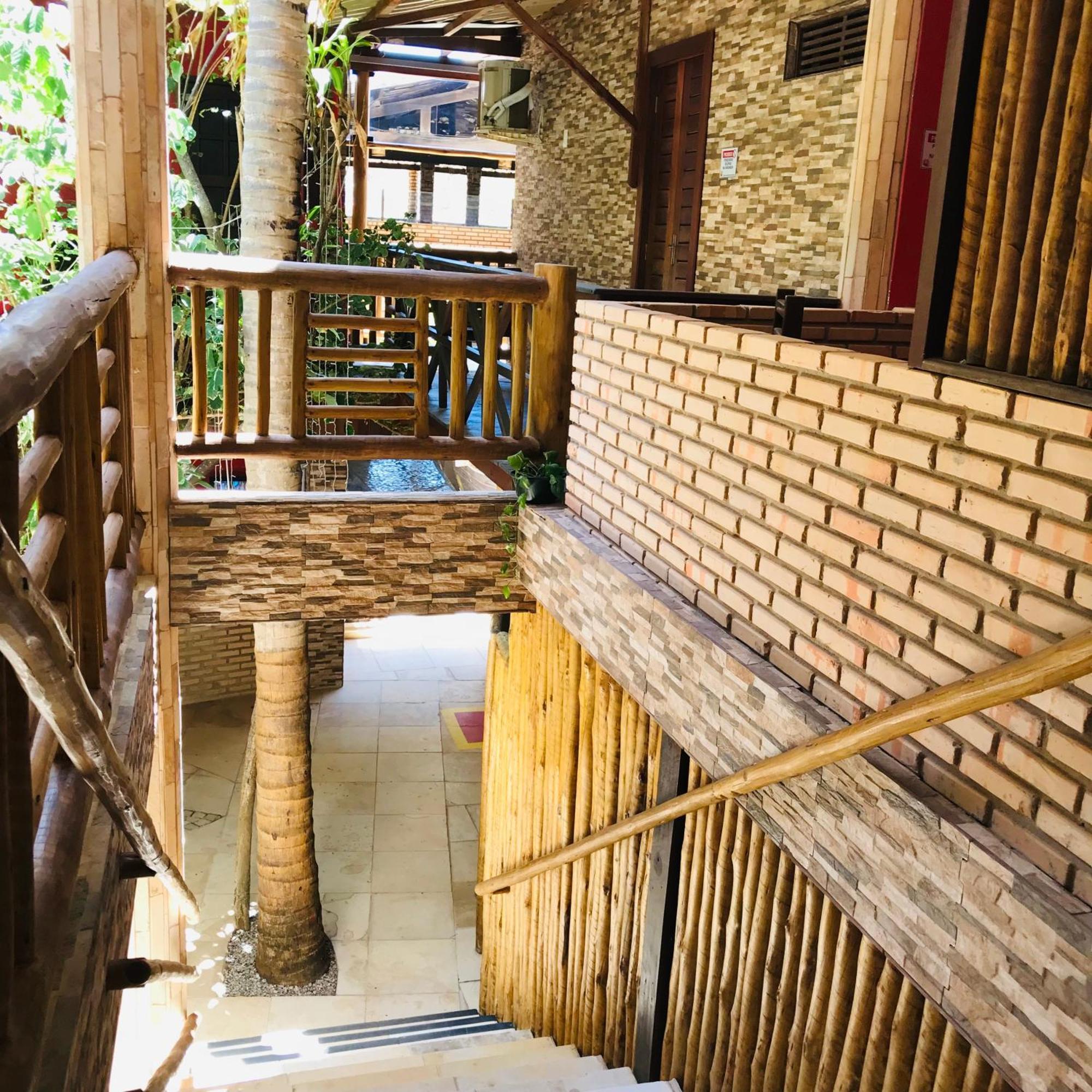 Hotel Pousada Latitude Canoa Quebrada Buitenkant foto