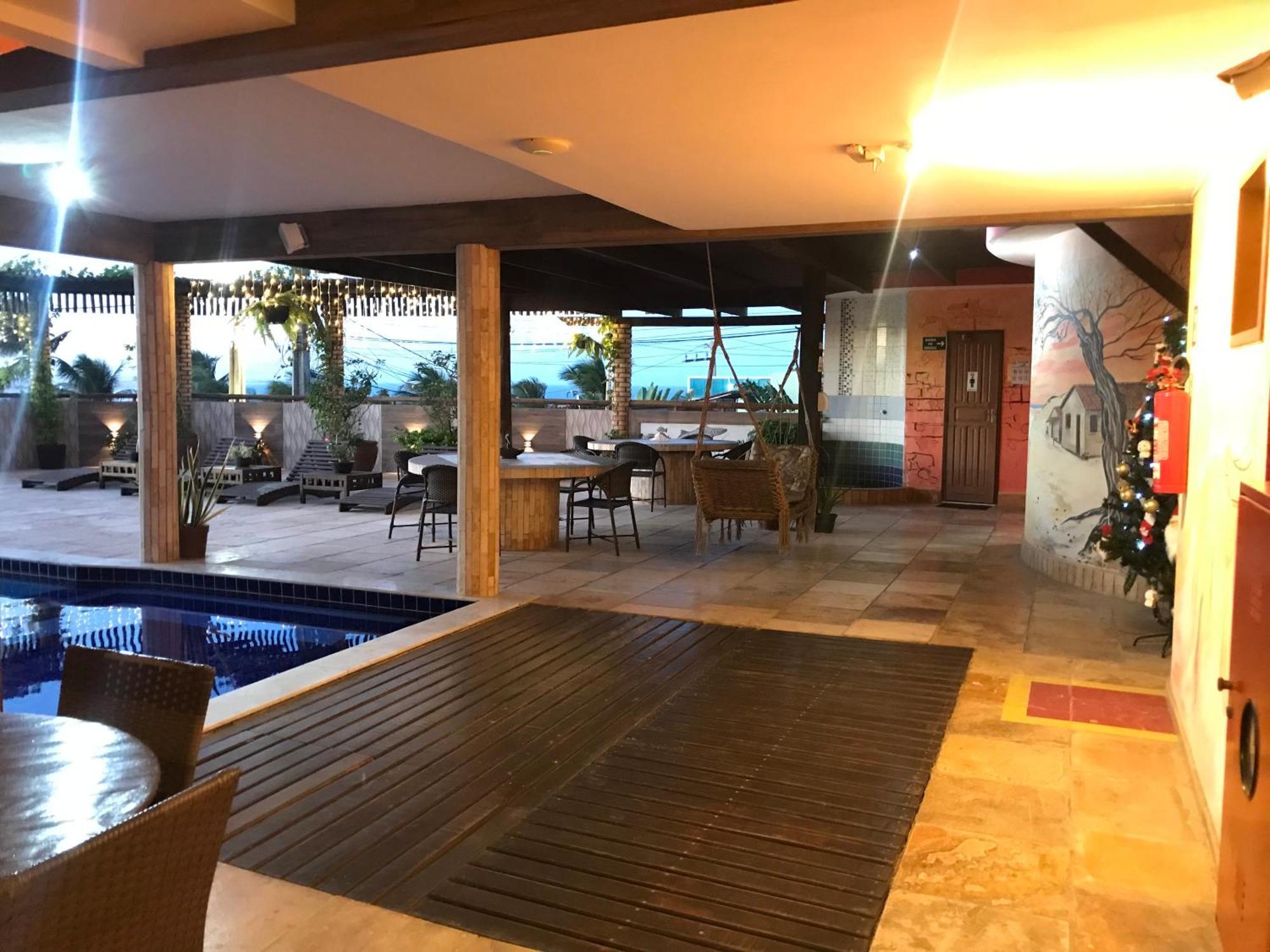 Hotel Pousada Latitude Canoa Quebrada Buitenkant foto